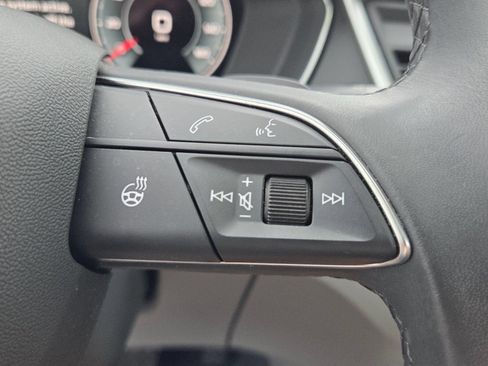 Used 2025 Audi Q5 2.0T Premium AWD/4WD image 28