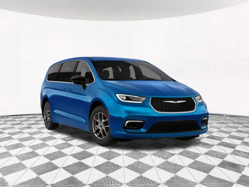 New 2026 Chrysler Pacifica Select image 11