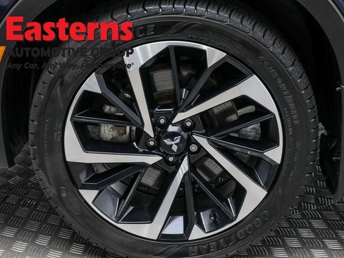 Used 2023 Mitsubishi Outlander SEL image 31