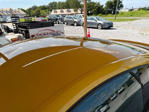 Used 2015 Ford Mustang Premium RWD image 11