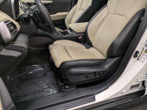 Used 2021 Subaru Outback Limited w/ Popular Package #2 AWD/4WD image 11