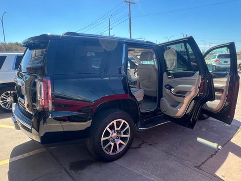 Used 2016 GMC Yukon Denali w/ Open Road Package AWD/4WD image 12