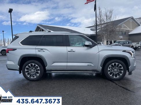 Used 2024 Toyota Sequoia Limited image 2