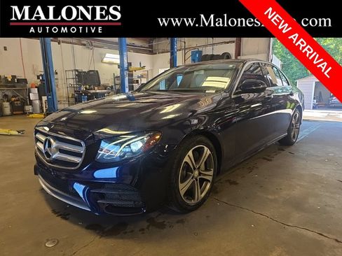 Used 2017 Mercedes-Benz E 300 image 1