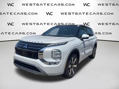 Used 2025 Mitsubishi Outlander SEL