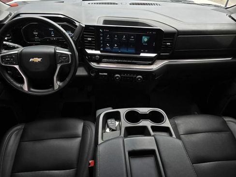 Used 2024 Chevrolet Silverado 2500 LTZ AWD/4WD image 18