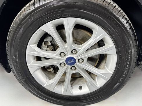 Used 2018 Ford Escape SE image 38