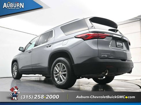 Used 2023 Chevrolet Traverse LT AWD/4WD image 24