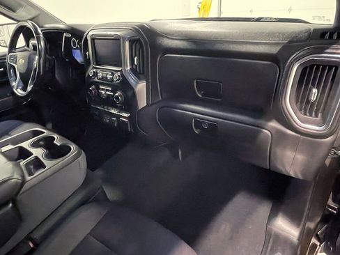 Used 2019 Chevrolet Silverado 1500 LT w/ All-Star Edition image 26