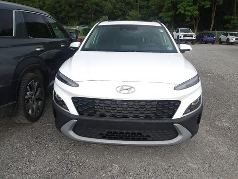 Certified 2023 Hyundai Kona SEL w/ Convenience Package AWD/4WD image 1