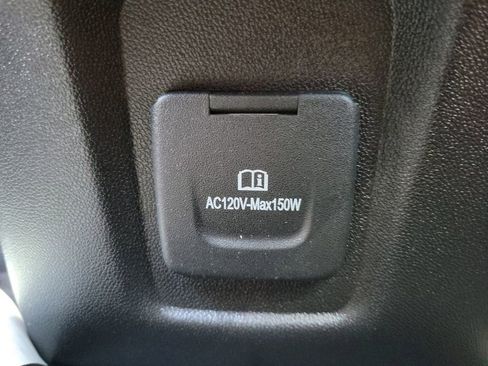 Used 2022 Chevrolet Equinox LT image 16