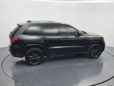 Used 2021 Jeep Grand Cherokee Laredo X AWD/4WD image 33