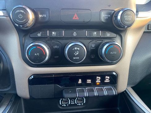 Certified 2022 RAM 1500 Laramie image 25