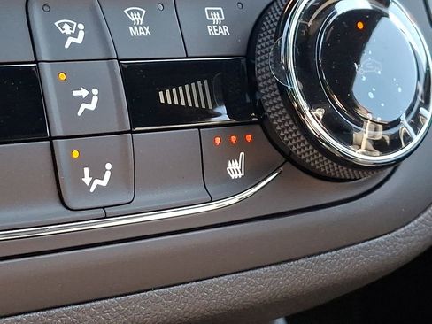 New 2026 Buick Envista Sport Touring w/ Convenience I Package FWD image 17