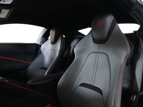 Certified 2024 Ferrari Roma image 18