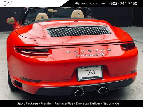 Used 2018 Porsche 911 Carrera 4S image 17