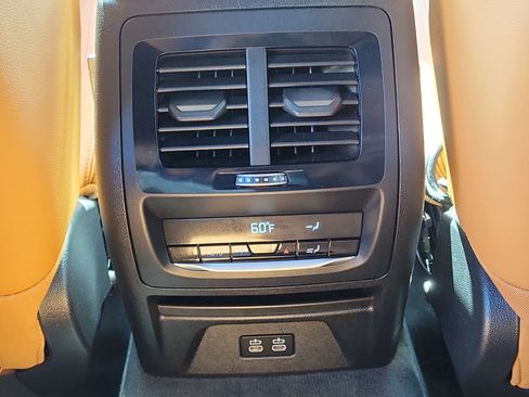 Used 2023 BMW X3 sDrive30i w/ Premium Package RWD image 13