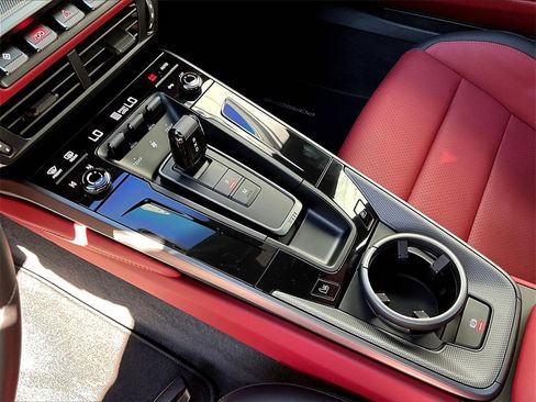 Certified 2025 Porsche 911 Carrera image 20