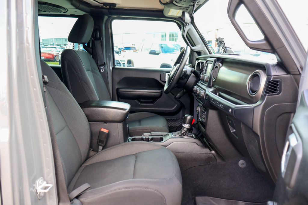 Used 2018 Jeep Wrangler Unlimited Sport AWD/4WD image 10