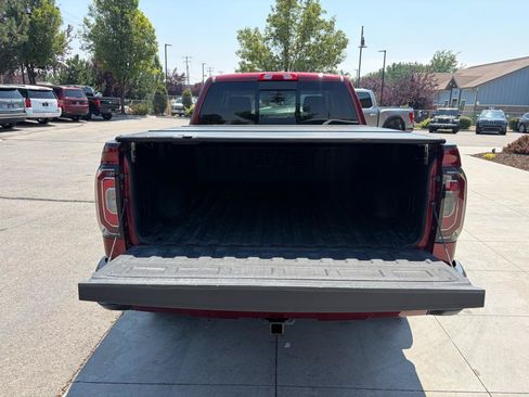 Used 2017 GMC Sierra 1500 SLT AWD/4WD image 28