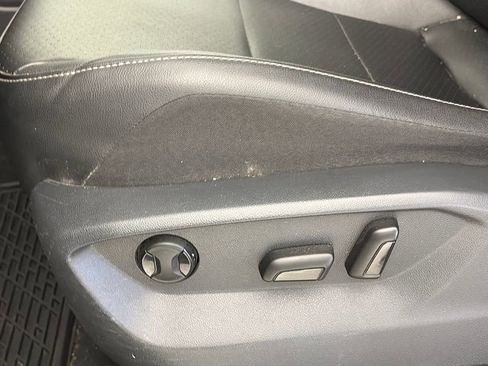 Used 2019 Volkswagen Tiguan SEL image 26