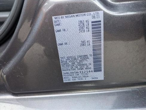 Used 2024 Nissan Altima 2.5 SV image 22