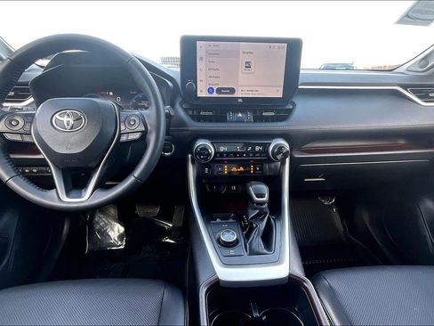 Used 2025 Toyota RAV4 Limited image 14
