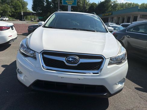 Used 2015 Subaru Crosstrek 2.0i Premium AWD/4WD image 2