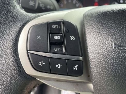 Certified 2023 Ford Explorer XLT w/ Equipment Group 202A image 18