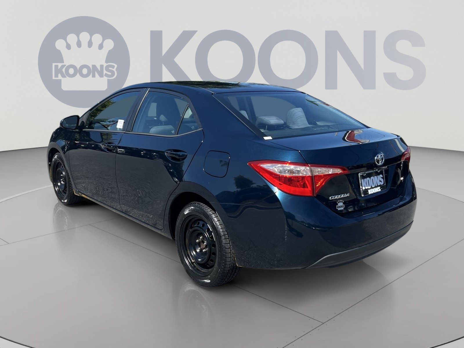 Used 2017 Toyota Corolla LE FWD image 4