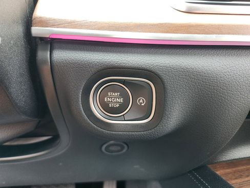 Certified 2026 Mercedes-Benz GLE 350 4MATIC image 21