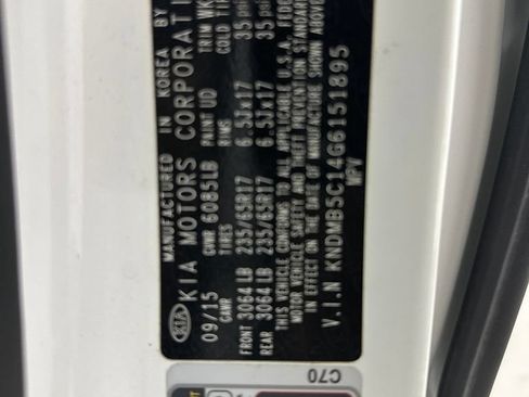 Used 2016 Kia Sedona LX w/ Option Group 020 FWD image 30