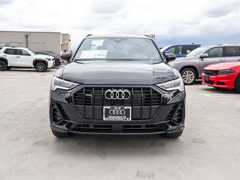 New 2025 Audi Q3 2.0T Premium image 2