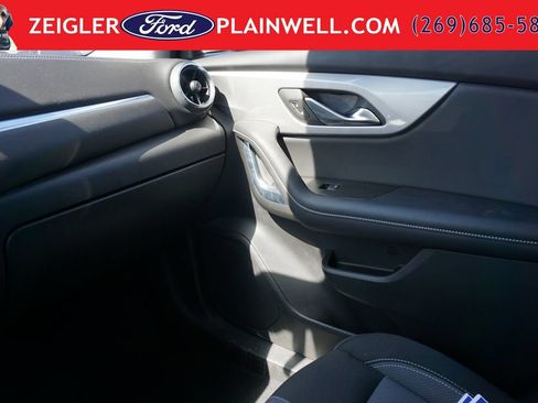 Used 2023 Chevrolet Blazer LT w/ Convenience Package FWD image 34