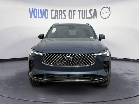 New 2026 Volvo XC90 T8 Plus w/ Protection Package Premier AWD/4WD image 8