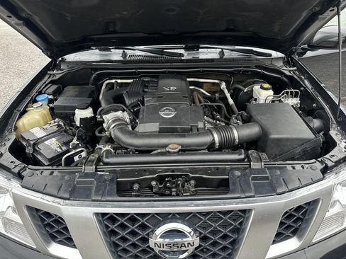 Used 2019 Nissan Frontier PRO-4X w/ Pro-4x Luxury Package image 23