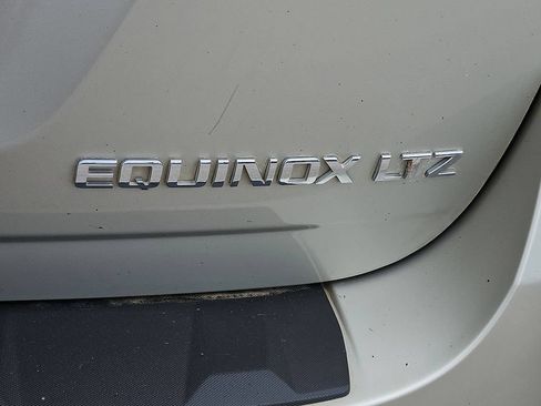 Used 2013 Chevrolet Equinox LTZ FWD image 14