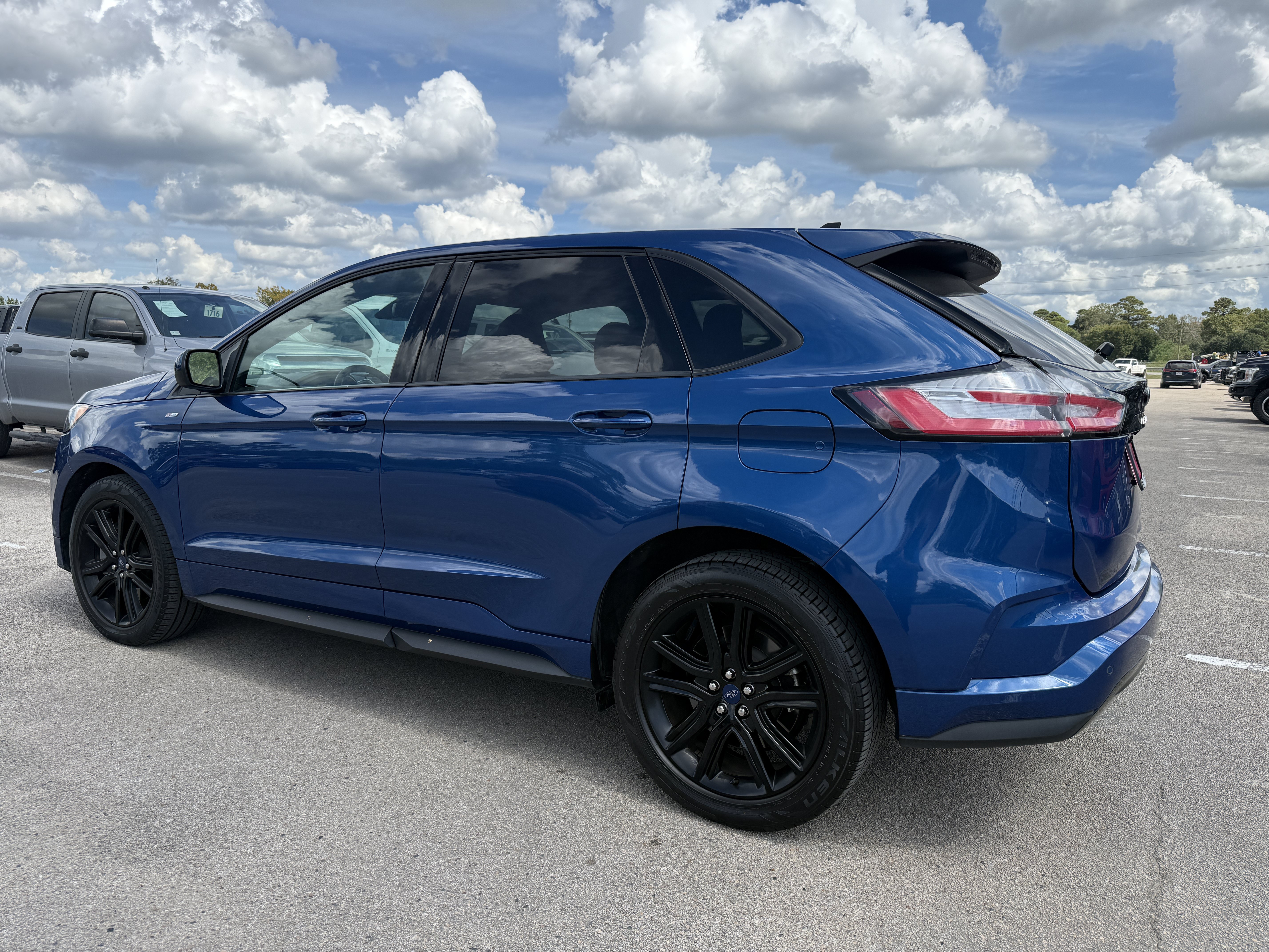 Used 2024 Ford Edge ST-Line AWD/4WD image 3
