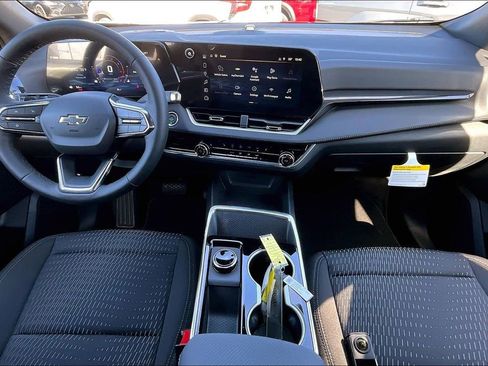 New 2026 Chevrolet Equinox LT w/ Midnight Edition image 5