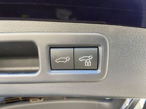 Used 2025 Lexus RX 350 Premium w/ Accessory Package (Z1) image 31