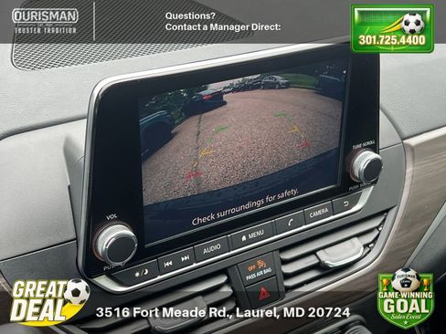 Used 2024 Nissan Altima 2.5 SV FWD image 12