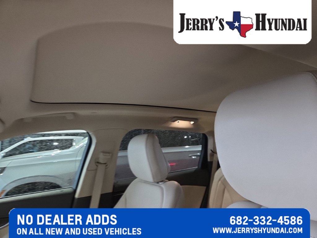 Used 2020 Lincoln Nautilus Reserve FWD image 9