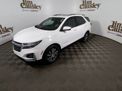 Certified 2022 Chevrolet Equinox Premier AWD/4WD image 4