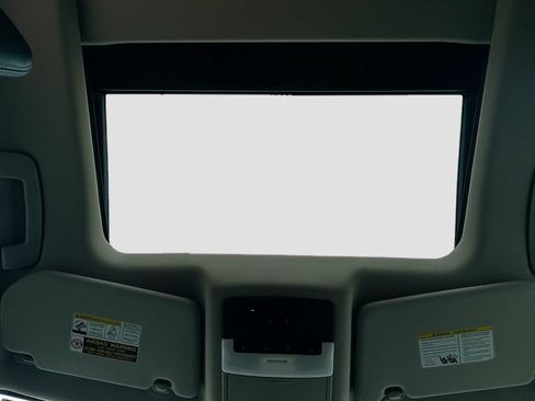 Used 2021 Nissan Rogue Platinum FWD image 20