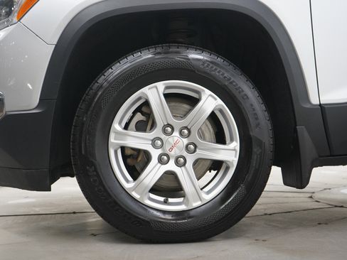 Used 2019 GMC Acadia SLE image 31