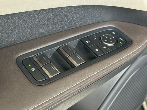 Certified 2025 Lexus RX 350 AWD w/ Convenience Package image 13
