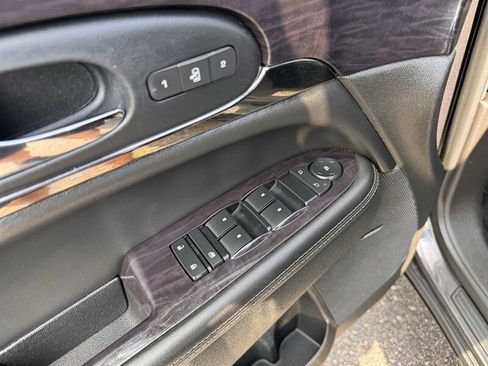 Used 2015 Buick Enclave Leather AWD/4WD image 12