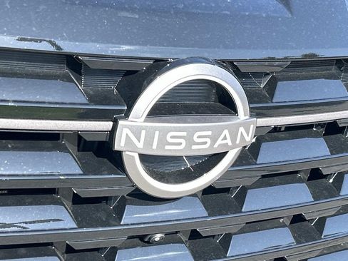 New 2026 Nissan Pathfinder Platinum AWD/4WD image 11
