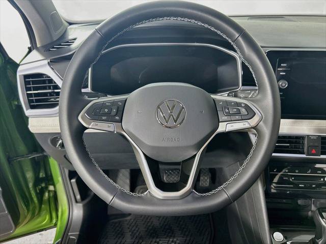 New 2027 Volkswagen Taos SE AWD/4WD image 11