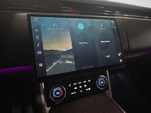 Used 2023 Land Rover Range Rover SE image 22